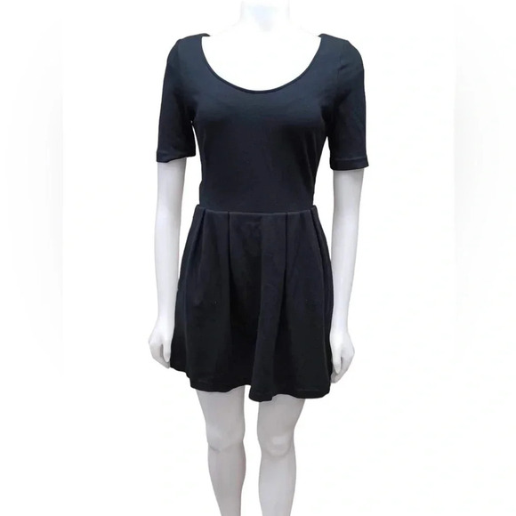 Talula Black Skater Dress Size  8 - Picture 6 of 12
